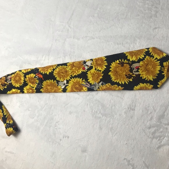 Looney Tunes Mania Tie Taz Bugs Daffy Sylvester Sunflowers Silk 1994 VTG - Picture 2 of 11